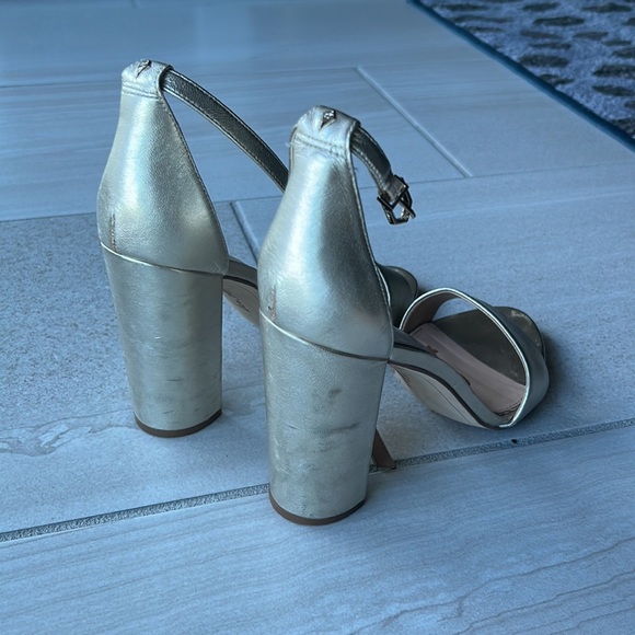 Sam Edelman Metallic Gold Heel - Picture 3 of 4